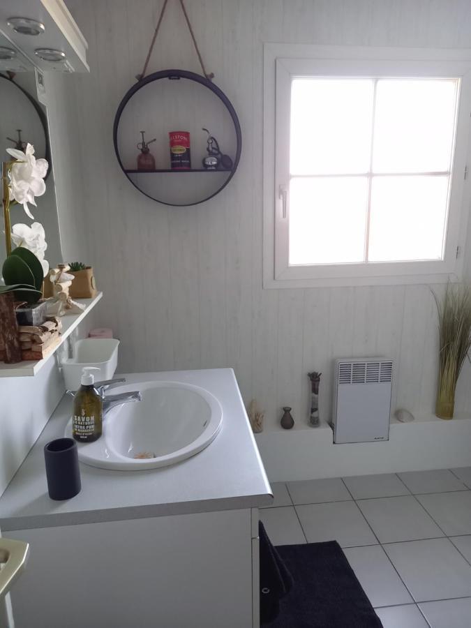 Apartmán Chrismarie Bois-Guillaume Exteriér fotografie