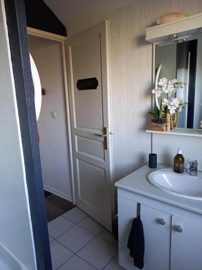 Apartmán Chrismarie Bois-Guillaume Exteriér fotografie