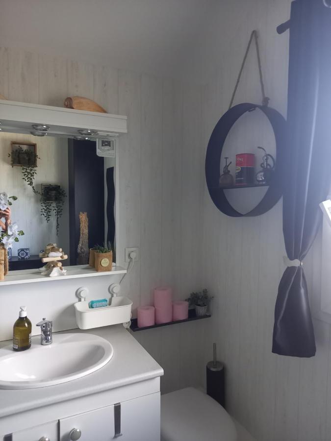 Apartmán Chrismarie Bois-Guillaume Exteriér fotografie